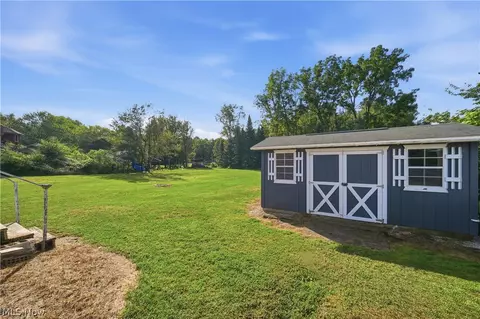 Exterior - 230 E Comet Rd, Clinton, OH 44216 photo 2 of 4