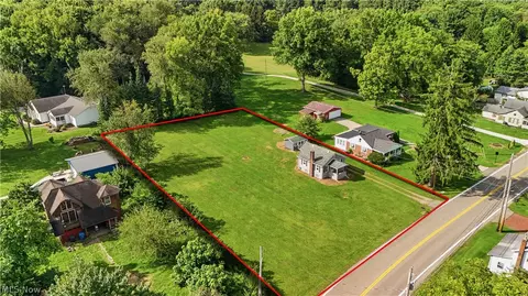 View/Area - 230 E Comet Rd, Clinton, OH 44216 photo 1 of 13