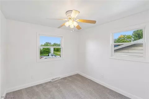 Bedroom - 4137 Gary Ave, Lorain, OH 44055 photo 2 of 6