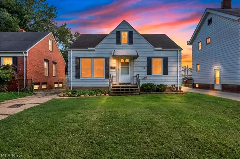 13305 Highlandview Ave, Cleveland, OH 44135