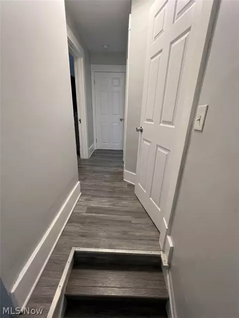 Entry Way - 29 Gertrude Ave, Boardman, OH 44512 photo 2 of 3