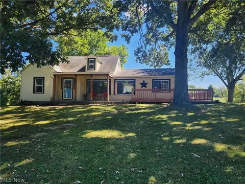 Exterior - 5261 Dailey Rd, New Franklin, OH 44319 photo 6 of 6