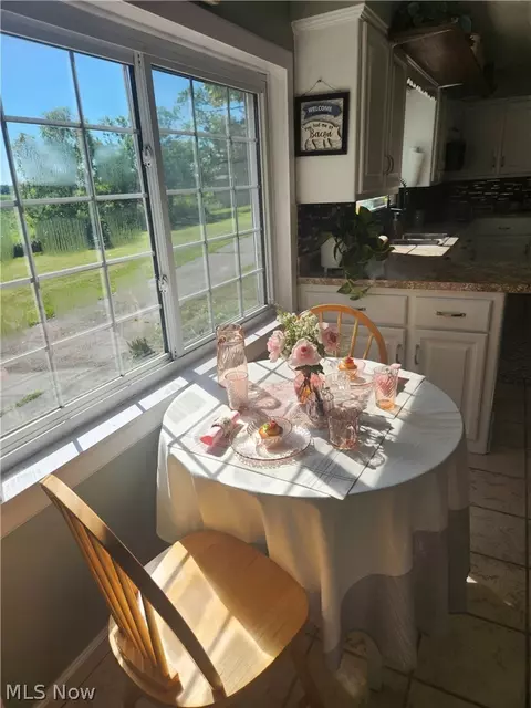 Dining - 5261 Dailey Rd, New Franklin, OH 44319 photo 1 of 2