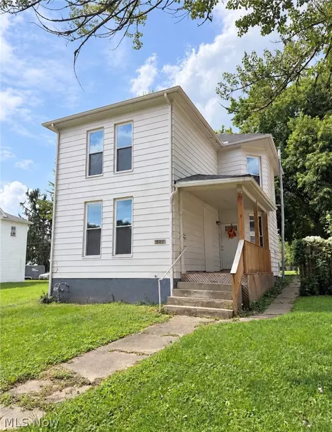 347 Brighton Blvd, Zanesville, OH 43701