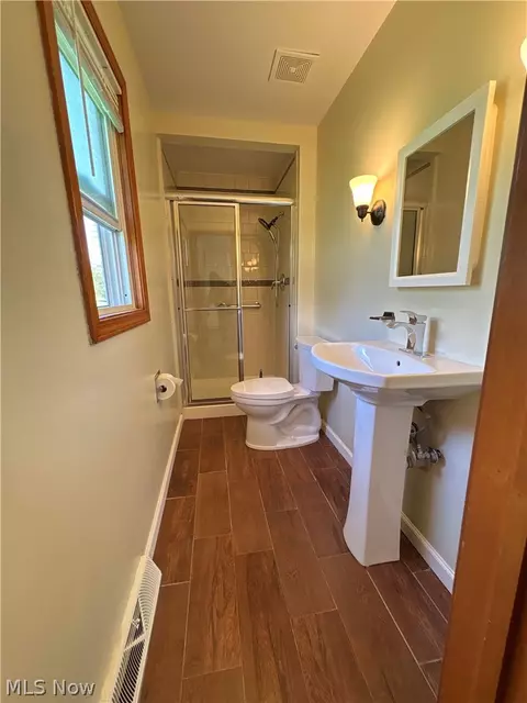 Bath - 28000 Aurora Rd, Solon, OH 44139 photo 1 of 4