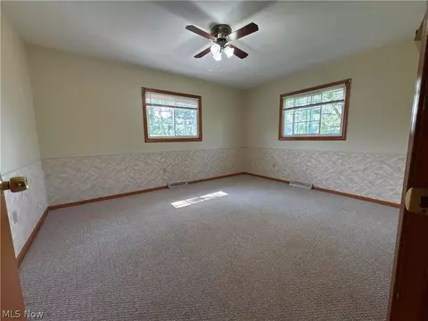 Bedroom - 28000 Aurora Rd, Solon, OH 44139 photo 3 of 6