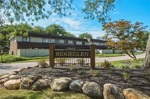 9956 Johnnycake Ridge Rd, Concord Twp, OH 44077