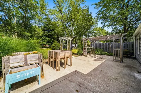 1809 W 16th St, Ashtabula, OH 44004 photo 9