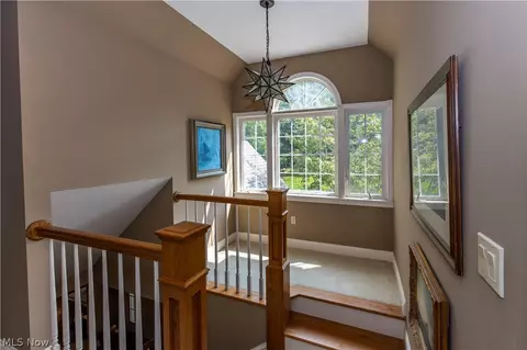 Entry Way - 3909 Minor Rd, Copley, OH 44321 photo 6 of 6