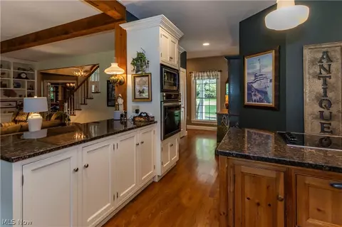Kitchen - 3909 Minor Rd, Copley, OH 44321 photo 6 of 7