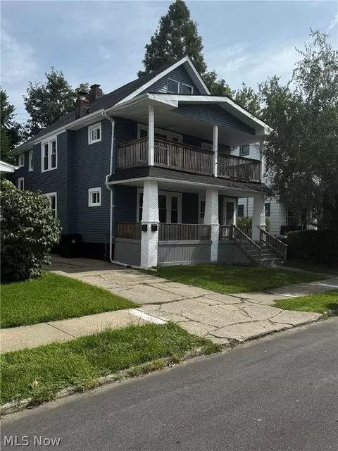 805 Rudyard Rd, Cleveland, OH 44110