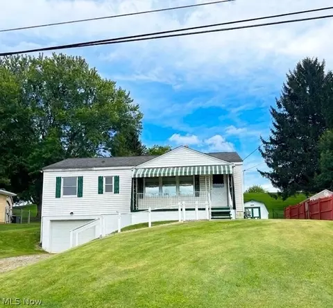 216 Frostview Dr, Wintersville, OH 43953