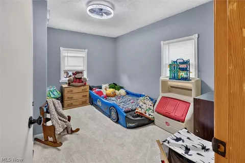 Bedroom - 2227 E 30th St, Lorain, OH 44055 photo 4 of 6