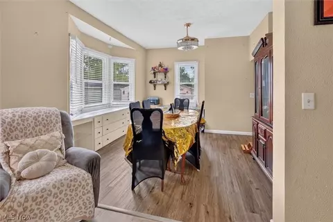 Dining - 2227 E 30th St, Lorain, OH 44055 photo 1 of 3