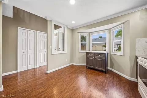 Entry Way - 775 Hampton Cir #2, Aurora, OH 44202 photo 3 of 5