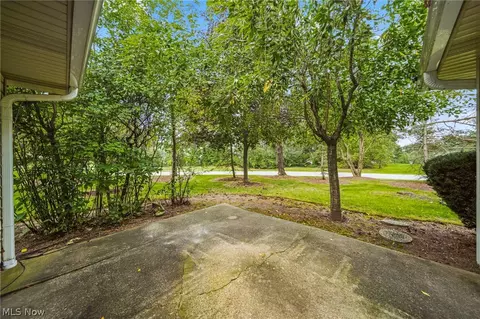 Exterior - 775 Hampton Cir #2, Aurora, OH 44202 photo 6 of 6