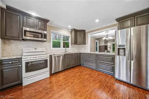 Kitchen - 775 Hampton Cir #2, Aurora, OH 44202 photo 1 of 1