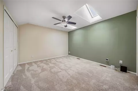 Bedroom - 775 Hampton Cir #2, Aurora, OH 44202 photo 4 of 5