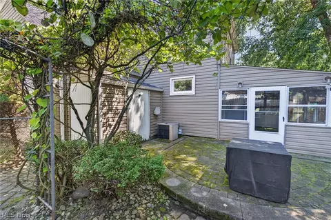 Exterior - 65 Arlene Ave, Youngstown, OH 44512 photo 5 of 9