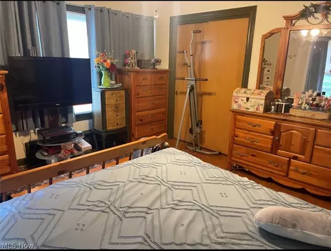 Bedroom - 6128 Lundy Ln, Boardman, OH 44512 photo 2 of 4