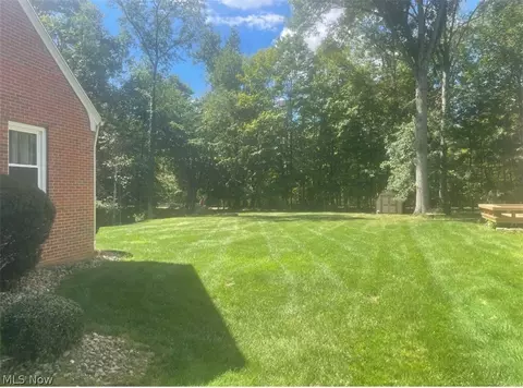 Exterior - 6128 Lundy Ln, Boardman, OH 44512 photo 2 of 5