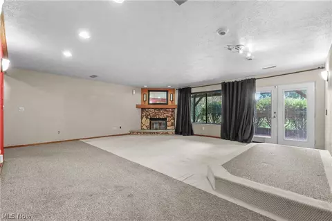 Living - 113 Olson Spur, Munroe Falls, OH 44262 photo 6 of 7
