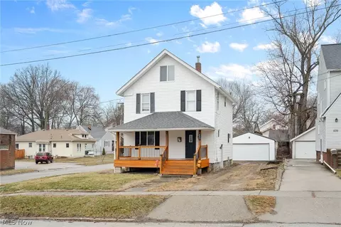 847 Sackett Ave, Cuyahoga Falls, OH 44221