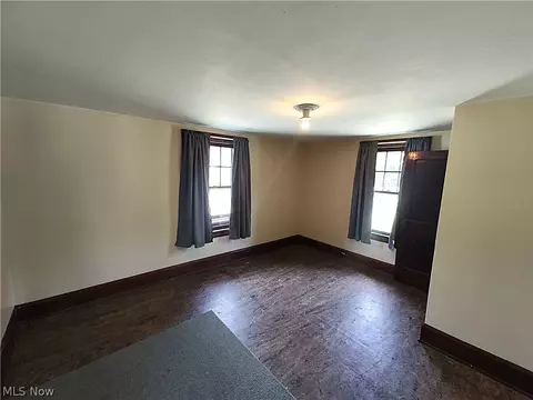 Bedroom - 6005 Hillcrest Ave, Ashtabula, OH 44004 photo 3 of 6
