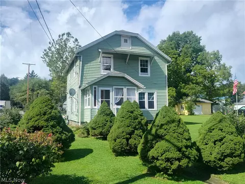 Exterior - 6005 Hillcrest Ave, Ashtabula, OH 44004 photo 3 of 18