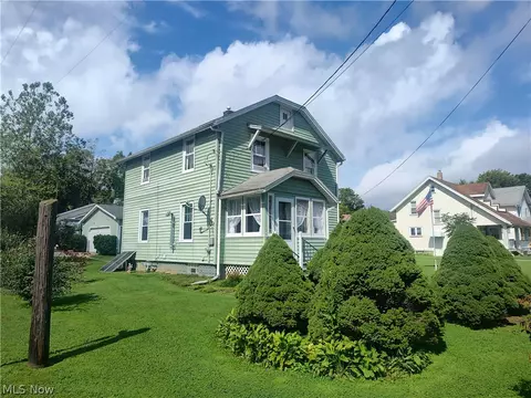 Exterior - 6005 Hillcrest Ave, Ashtabula, OH 44004 photo 5 of 18