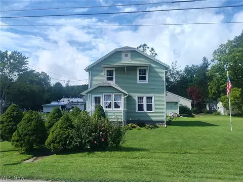 Exterior - 6005 Hillcrest Ave, Ashtabula, OH 44004 photo 2 of 18