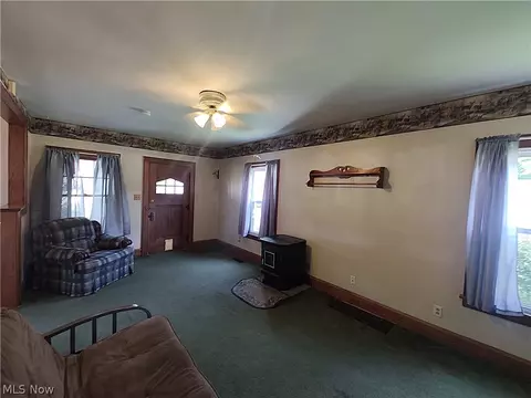 Living - 6005 Hillcrest Ave, Ashtabula, OH 44004 photo 5 of 5