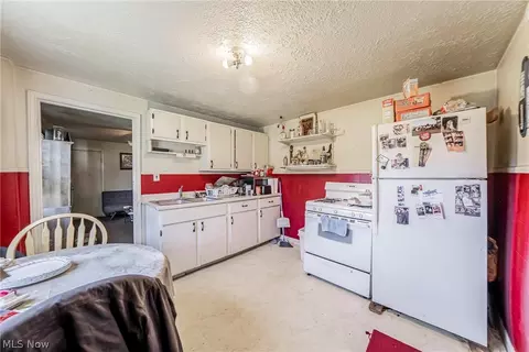 Kitchen - 1860 E 298th St, Wickliffe, OH 44092 photo 1 of 7