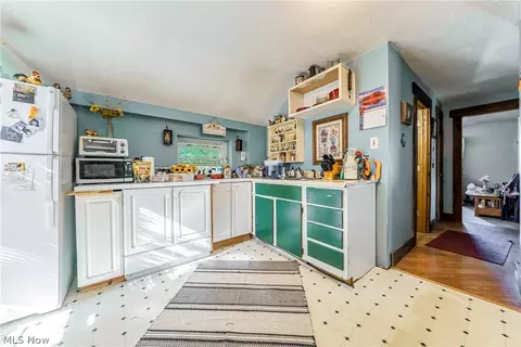 Kitchen - 1860 E 298th St, Wickliffe, OH 44092 photo 3 of 7