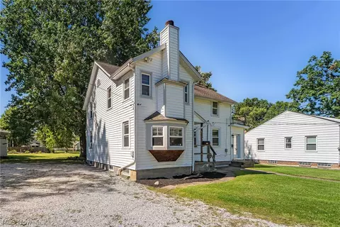 Exterior - 1860 E 298th St, Wickliffe, OH 44092 photo 1 of 7