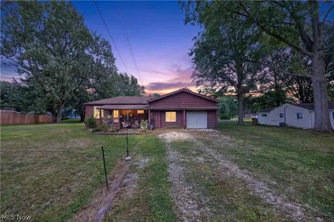 3284 Klages Blvd, Tallmadge, OH 44278
