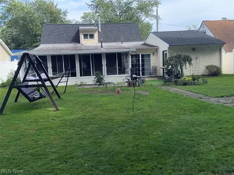Exterior - 1415 Eleanor Dr, Ashtabula, OH 44004 photo 7 of 7