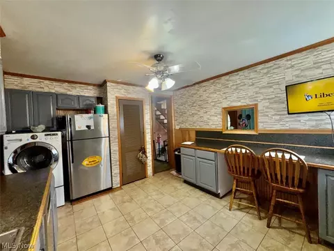 Kitchen - 1415 Eleanor Dr, Ashtabula, OH 44004 photo 2 of 2