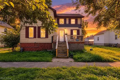 215 Sandusky Ave, Fremont, OH 43420