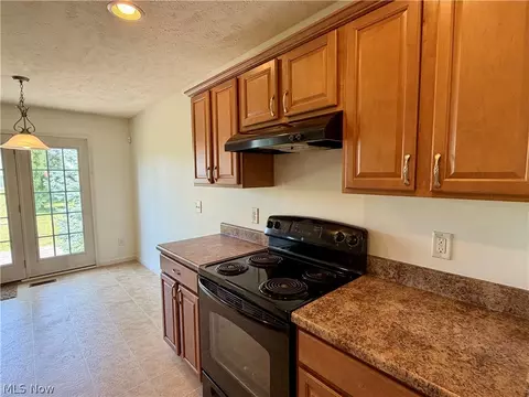Kitchen - 2143 Fowl Rd, Elyria, OH 44035 photo 2 of 4