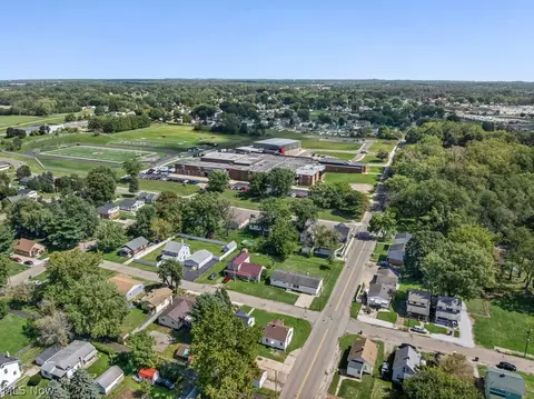 View/Area - 1902 Root Ave NE, Canton, OH 44705 photo 6 of 6