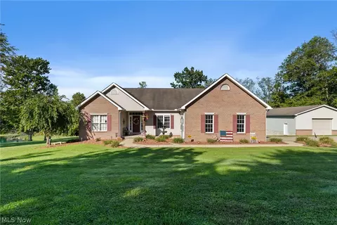 67200 Trails End Dr, Belmont, OH 43718