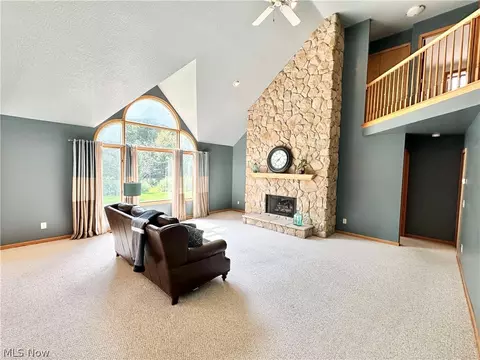Living - 3663 Cranberry Hl, Rootstown, OH 44272 photo 1 of 2