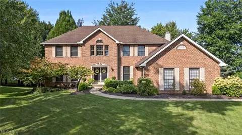 19836 Summer Pl, Strongsville, OH 44149