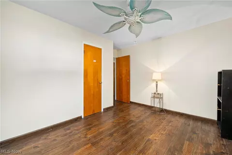 Bedroom - 369 White Oak Dr, Elyria, OH 44035 photo 9 of 10