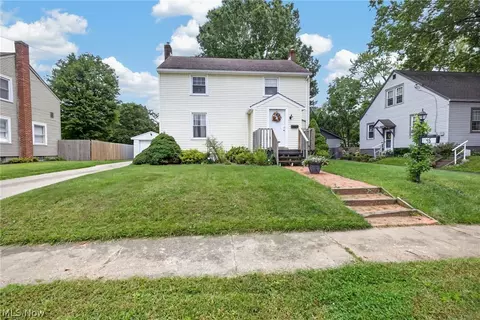 46 N Cross St, Columbiana, OH 44408