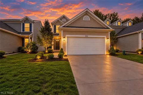 29116 Pembrooke Blvd, Olmsted Twp, OH 44138