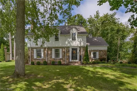 240 Ewing Rd, Boardman, OH 44512