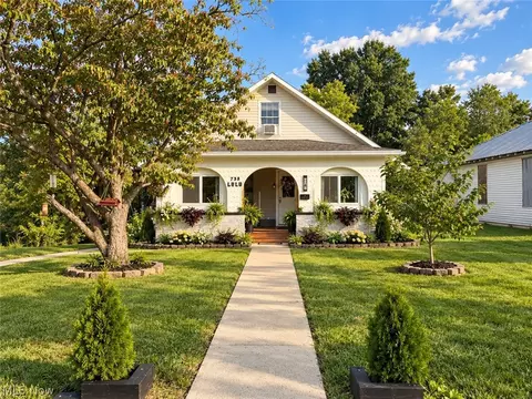 738 Lulu St, Parkersburg, WV 26101