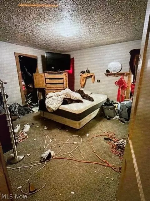 Bedroom - 404 Kennet Ct NW, Canton, OH 44708 photo 1 of 1